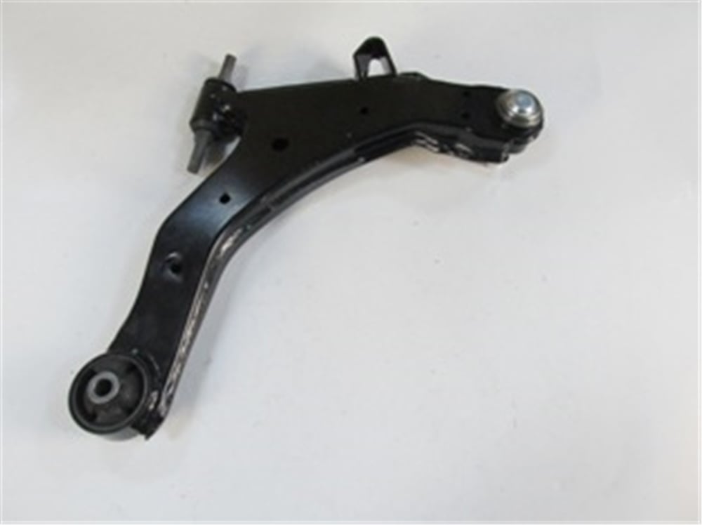 YEDEK PARÇAHyundaı Elantra- 04/07 Ön Alt Tabla Sol (Burçlu/Rotilli) (Salıncak) 545002D000MEYDAN604-6102