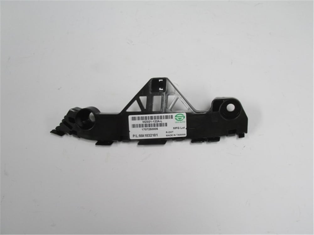 YEDEK PARÇAMazda 3- Sd/Hb- 10/11 Ön Tampon Braketi Sol (Üst Kulağa Takılan) Bbm4-50-0U1GMEYDAN353-2024