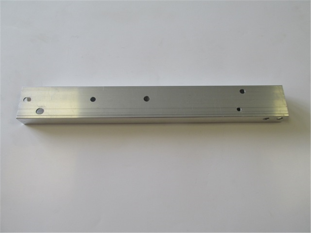 YEDEK PARÇAMercedes A Class- W176- 11/16 Ön Panel Bağlantı Braketi Sol (Büyük) 2466280129MEYDAN2203-2372