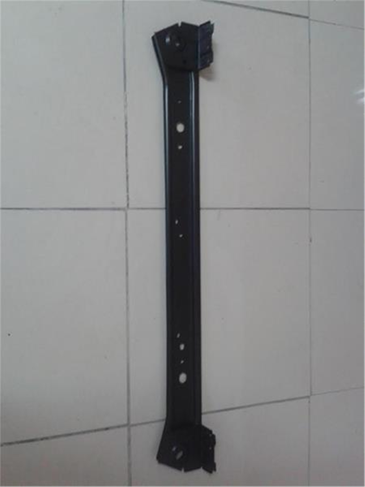 YEDEK PARÇARADYATÖR ALT TRAVERSİ FLUENCEMAXİ*42RT104