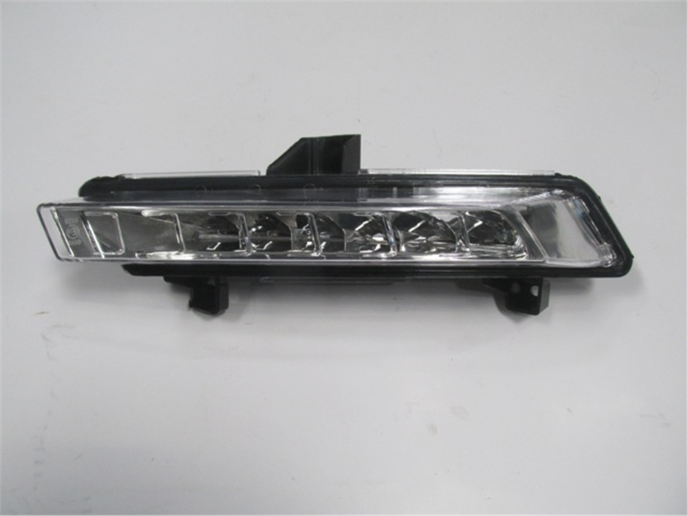 YEDEK PARÇARenault Clıo- Hb- 16/20 Ön Tampon Gündüz Ledi Sağ 266007864RMEYDAN1439-1009A