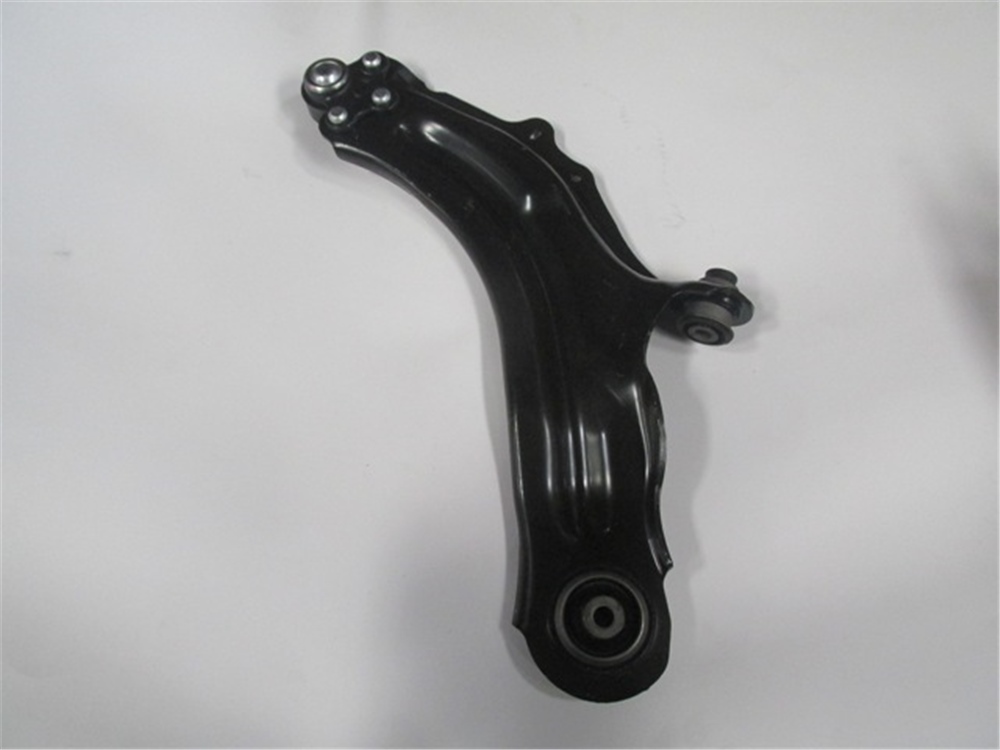 YEDEK PARÇARenault Kangoo- 08/13 Ön Alt Tabla Sağ Rotilli/Burçlu (Salıncak) 8200586567MEYDAN1478-6101