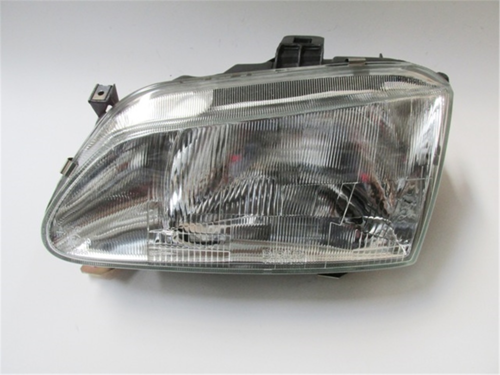 YEDEK PARÇARenault Scenıc- 96/99 Far Lambası Sol Elektrikli/Motorsuz (H4) 7701040681MEYDAN1441-1002