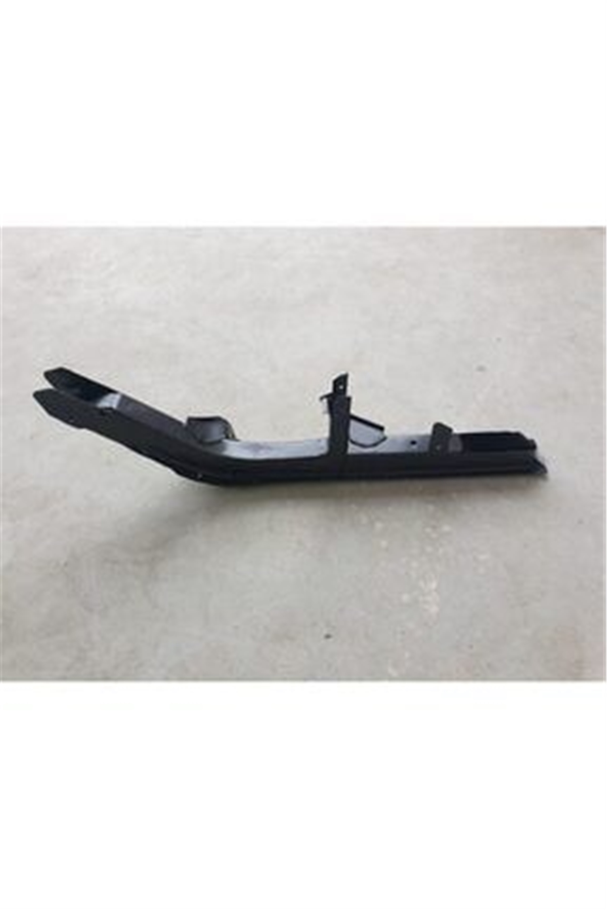 YEDEK PARÇAŞASE KOMPLE SOL ÖN R12/TOROSBOZTEKİNBOZ-40110L