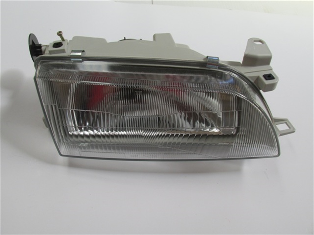 YEDEK PARÇAToyota Corolla- Ae101- 93/98 Far Lambası Sağ Manuel (Şapkasız) H4 (E Marklı) 81110-1E280MEYDAN193-1003