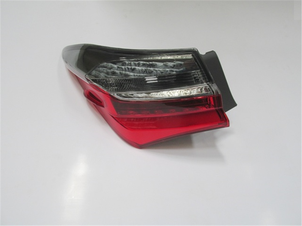 YEDEK PARÇAToyota Corolla- Nde180- 16/18 Dış Stop Lambası Sol Kırmızı/Beyaz/Ledli (E Marklı) 81560-02A80MEYDAN201-1504