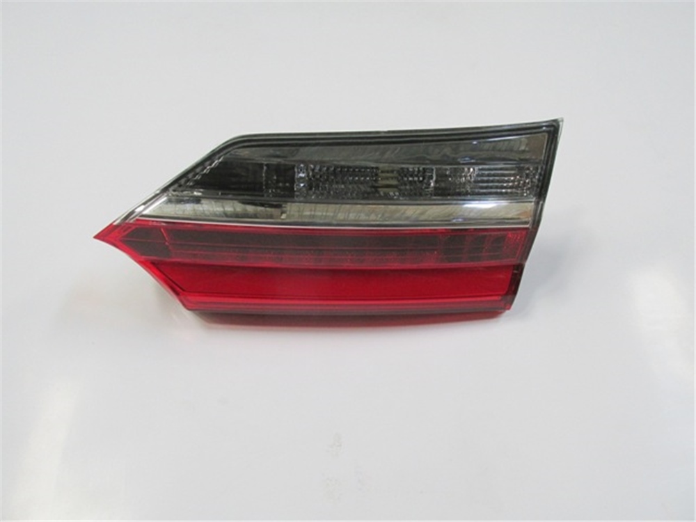 YEDEK PARÇAToyota Corolla- Nde180- 16/18 İç Stop Lambası Sağ Kırmızı/Beyaz/Ledli (E Marklı) 81590-02A20MEYDAN201-1513