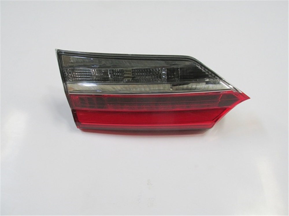YEDEK PARÇAToyota Corolla- Nde180- 16/18 İç Stop Lambası Sol Kırmızı/Beyaz/Ledli/Sisli (E Marklı) 81580-02A30MEYDAN201-1514
