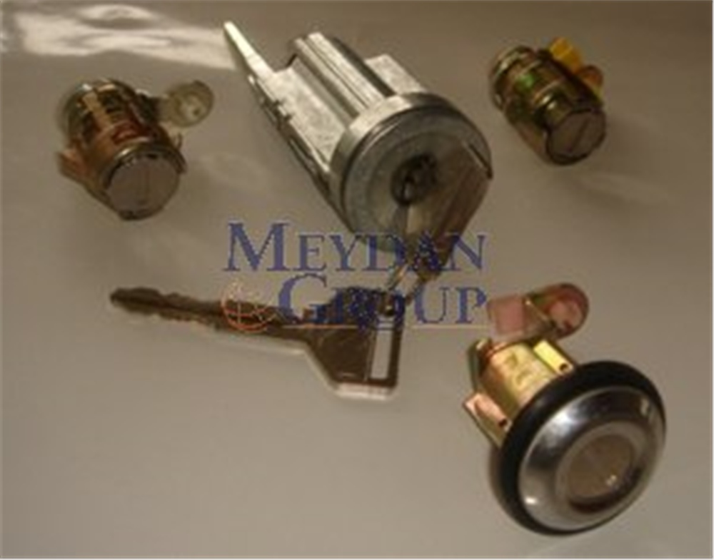 YEDEK PARÇAToyota Corona- At181- 90/92 Kontak (3Lü) (Kontak/Kapı/Bagaj) 69005-95506MEYDAN181-1906