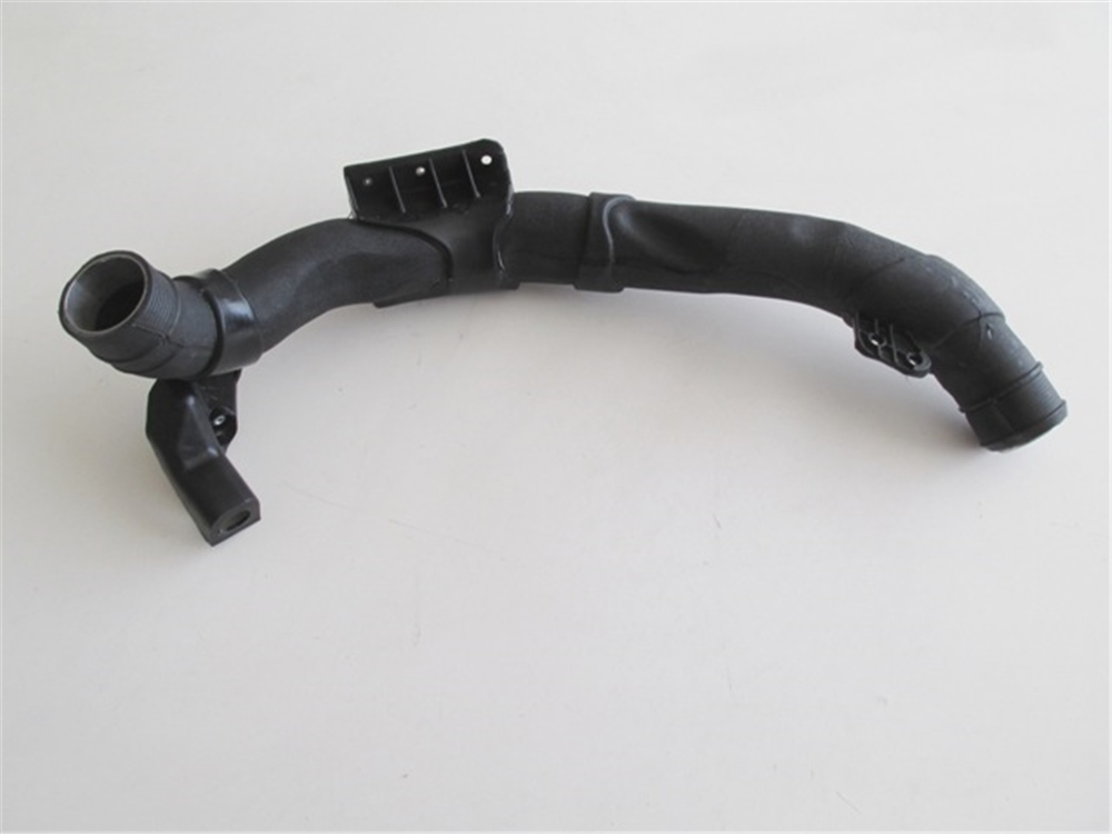 YEDEK PARÇAVolkswagen Caddy- 11/15 Turbo Intercooler Hava Alma Borusu (1.6 Dizel) (Cay Motor) 1K0145840AeMEYDAN1192-4415