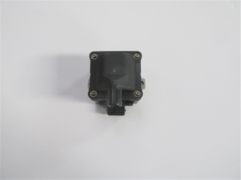 YEDEK PARÇAVolkswagen Passat- B5- 01/05 Ateşleme Bobini 1.6Cc (1 Çıkış/3 Fişli) 6N0905104MEYDAN1066-4664