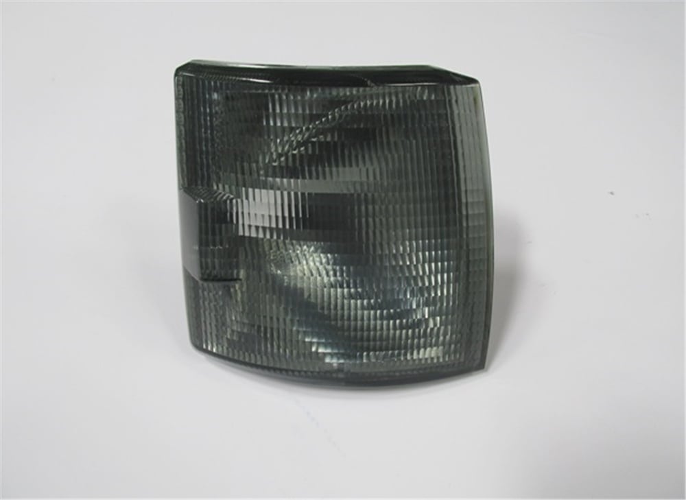 YEDEK PARÇAVolkswagen Transporter- T4- 90/95 Ön Sinyal Sağ Füme 701953050MEYDAN1149-1101