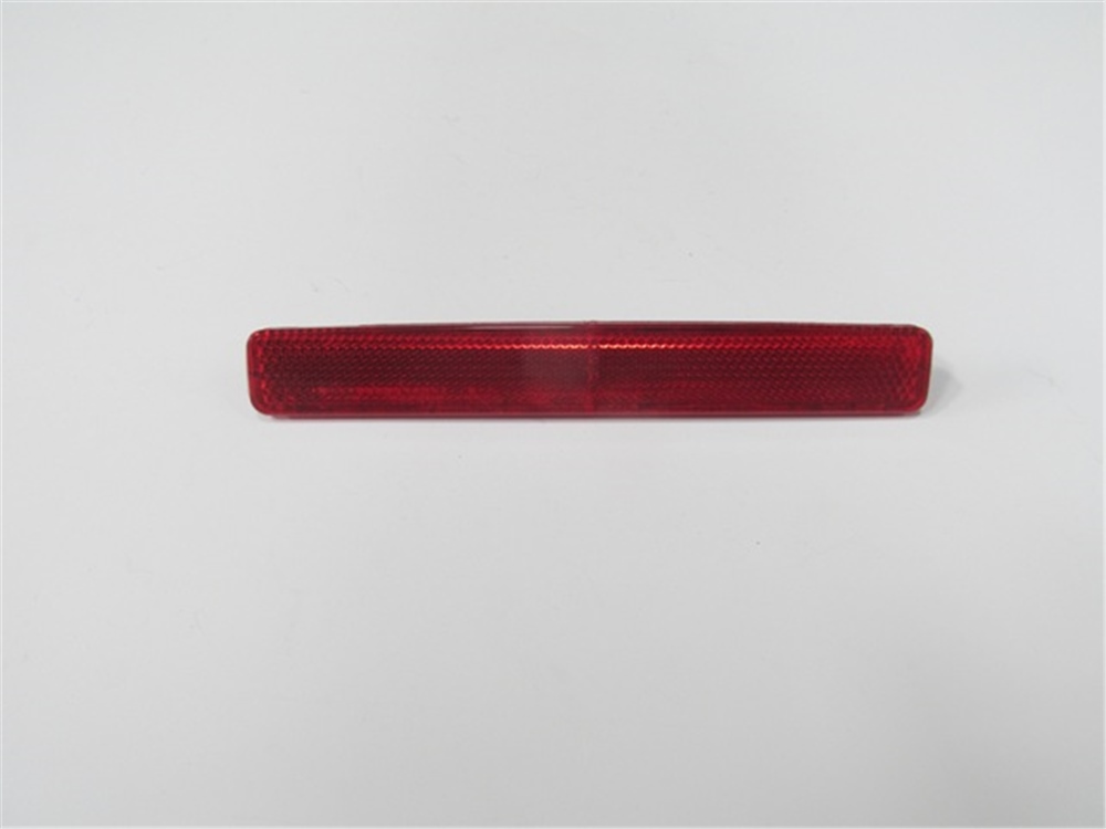 YEDEK PARÇAVolkswagen Transporter- T5- 04/09 Arka Tampon Reflektörü Sağ Kırmızı 7E0945106MEYDAN1157-1601