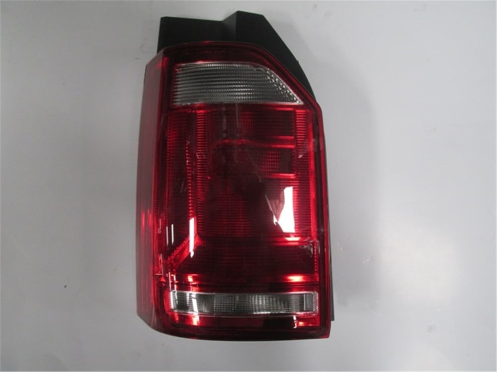 YEDEK PARÇAVolkswagen Transporter- T6- 15/19 Stop Lambası Sol Kırmızı/Beyaz 7E0945095KMEYDAN1159-1502