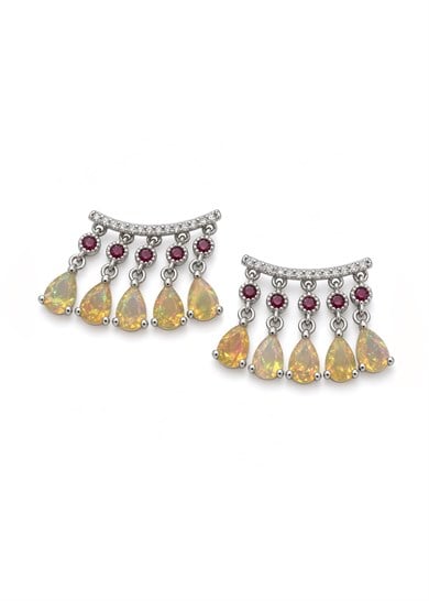 Opal ve Elmas Sallantılı Küpe