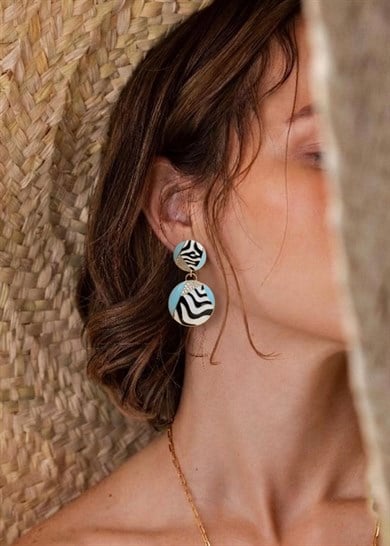 Zebra Desenli Bronz Detaylı Şık Küpe
