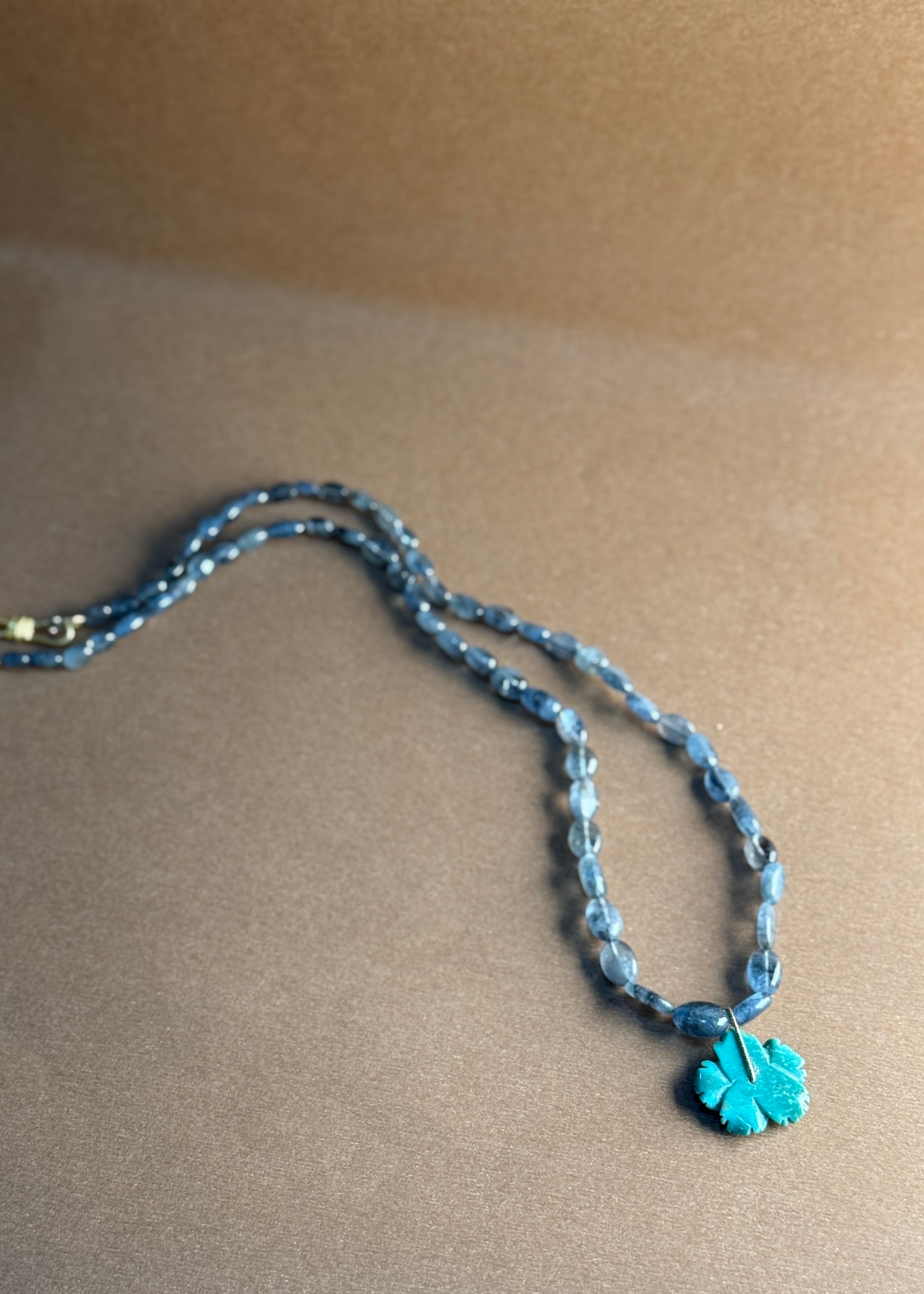 Kyanite Turkuaz Kolye