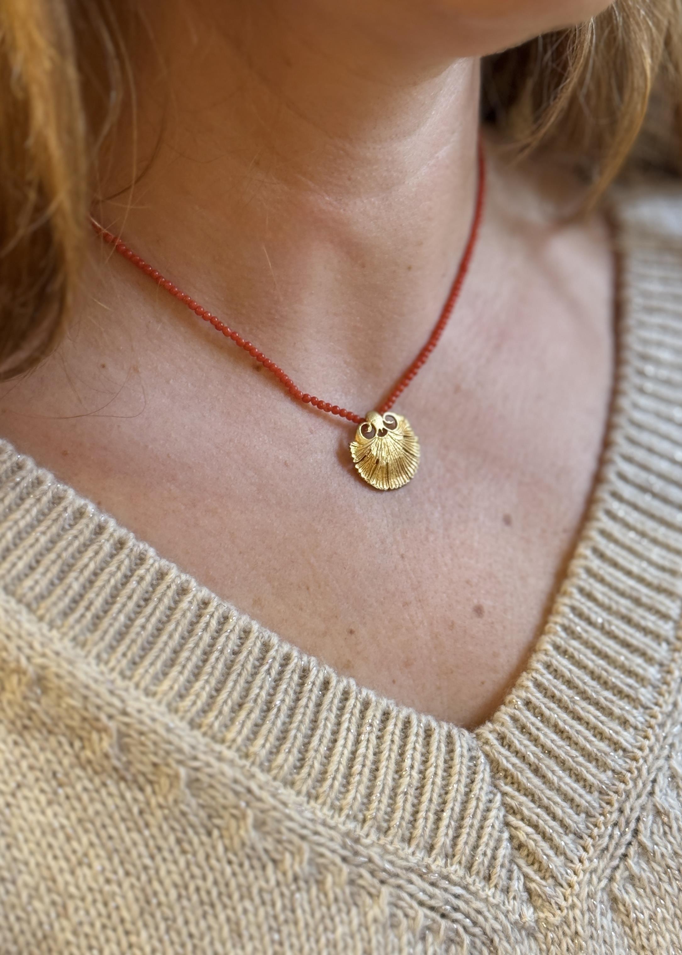 Mercan Pirinç Kolye