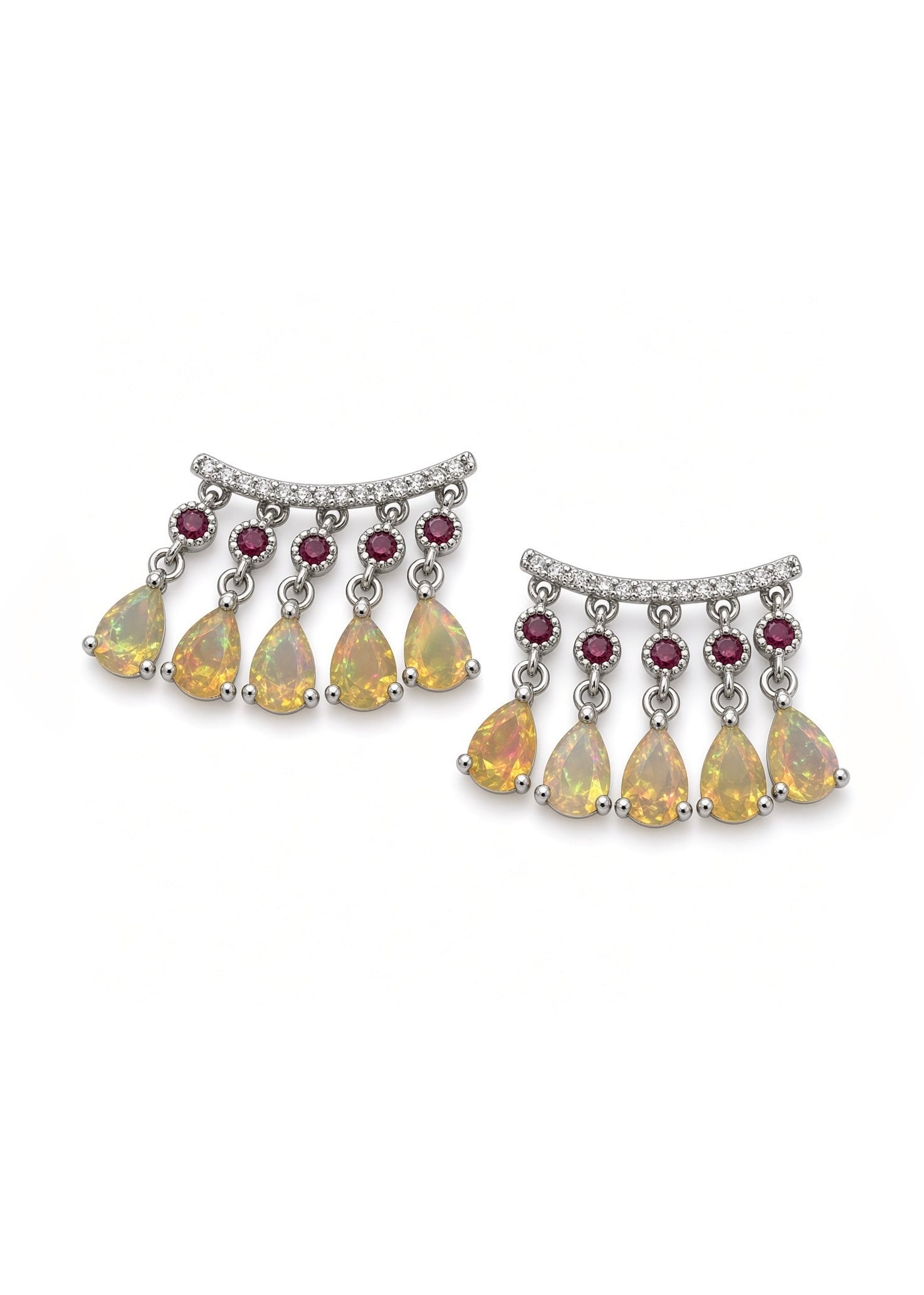 Opal ve Elmas Sallantılı Küpe