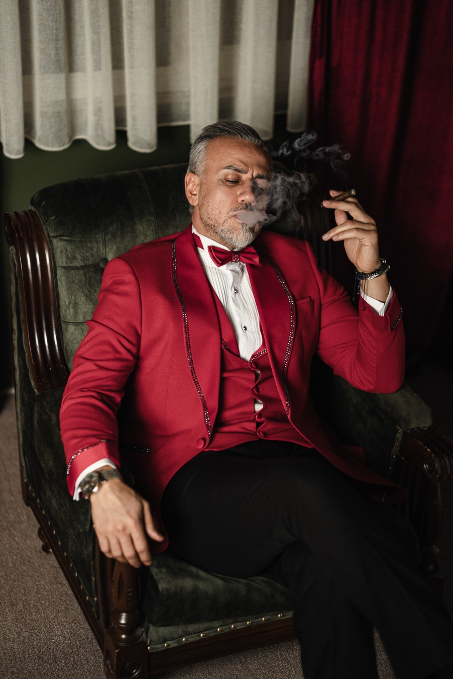  ŞAL YAKA TAŞLI YELEKLİ TAKIM ELBİSE 