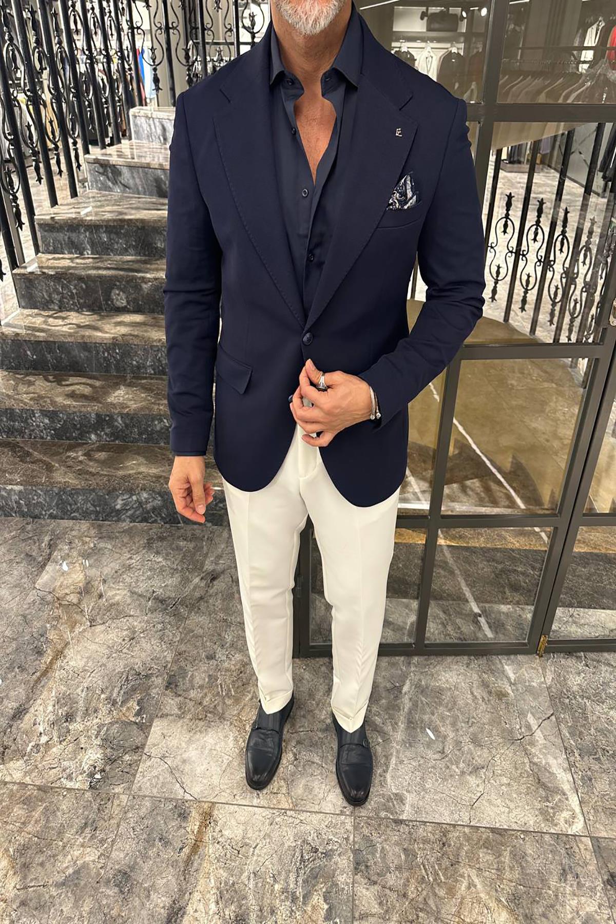 WIDE COLLAR JACKET