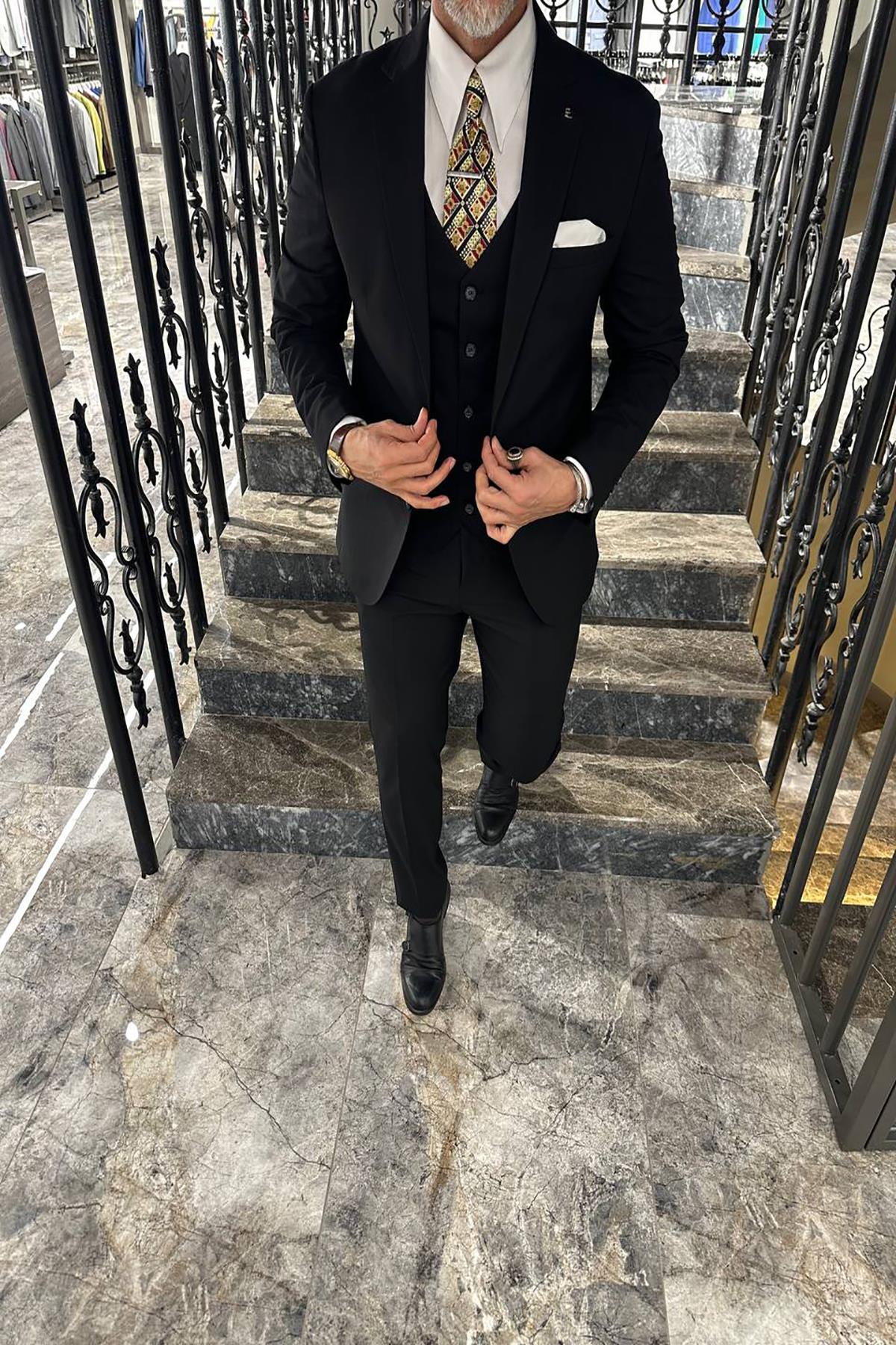 MONO COLLAR THREE PIECE SUIT