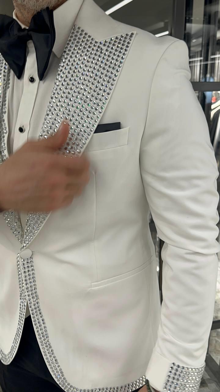FC PLUS SPECIAL COLLECTION TUXEDO