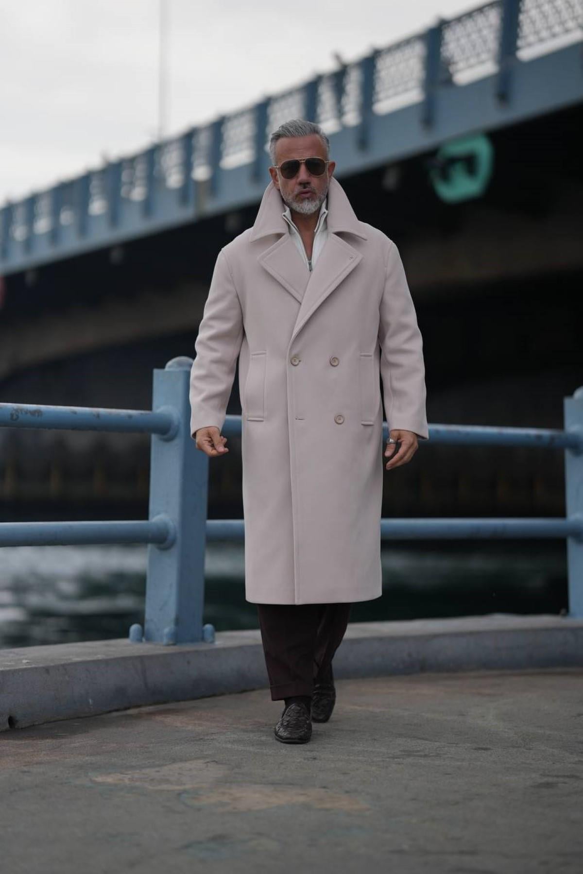 DOUBLE BREASTED WOOL COAT 