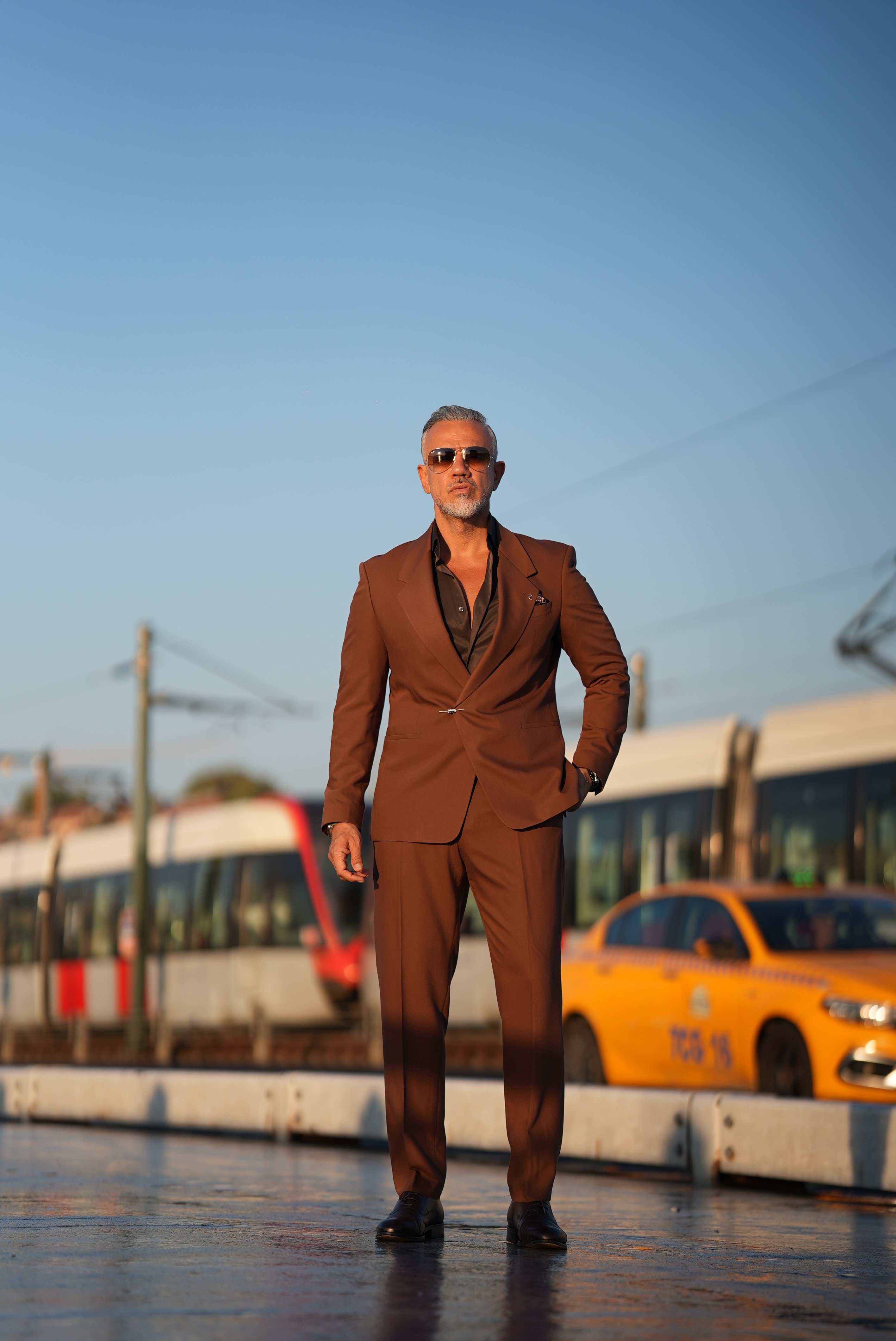  MODELLİ TAKIM ELBİSE 