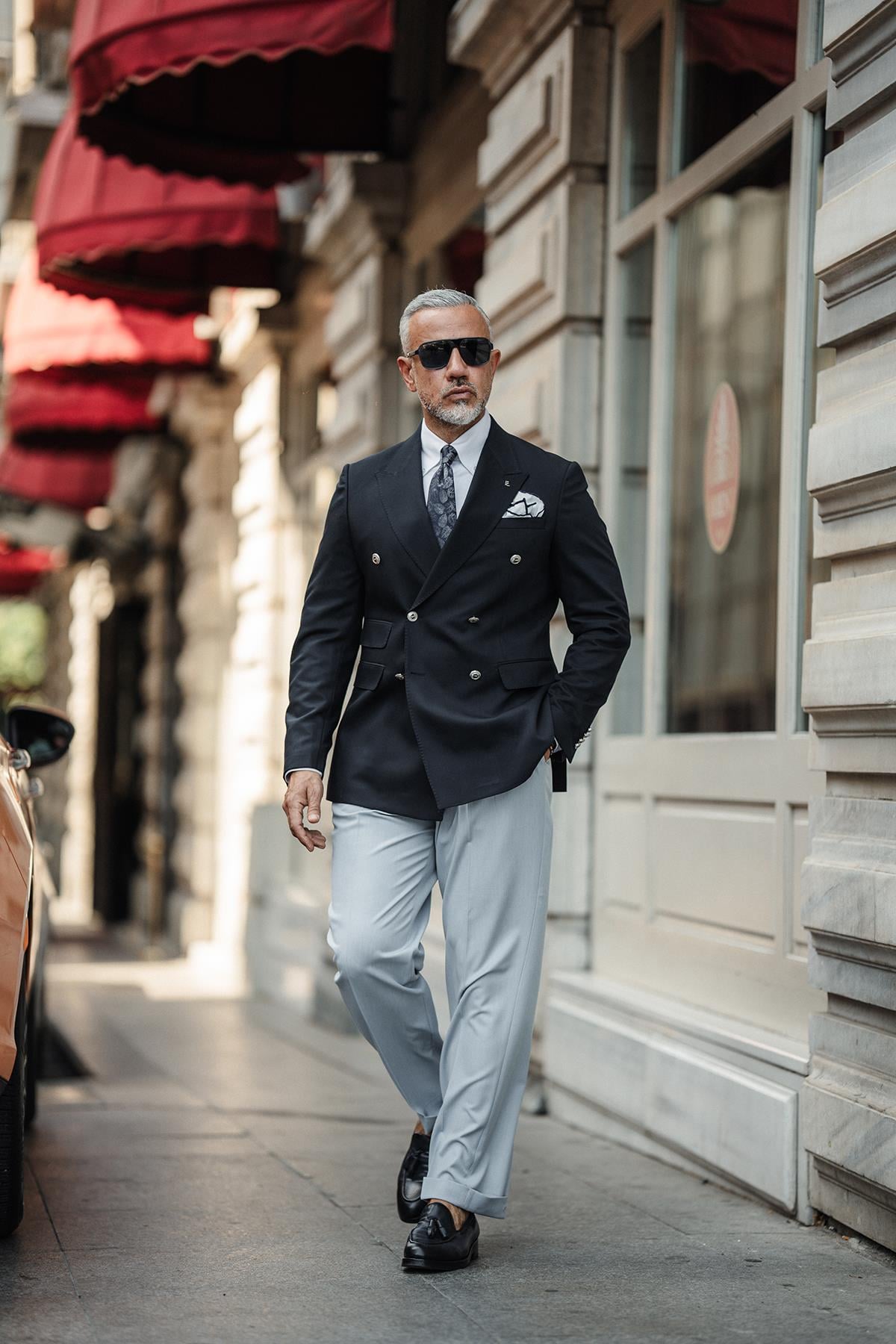 DOUBLE BREASTED CLASSIC BLAZER