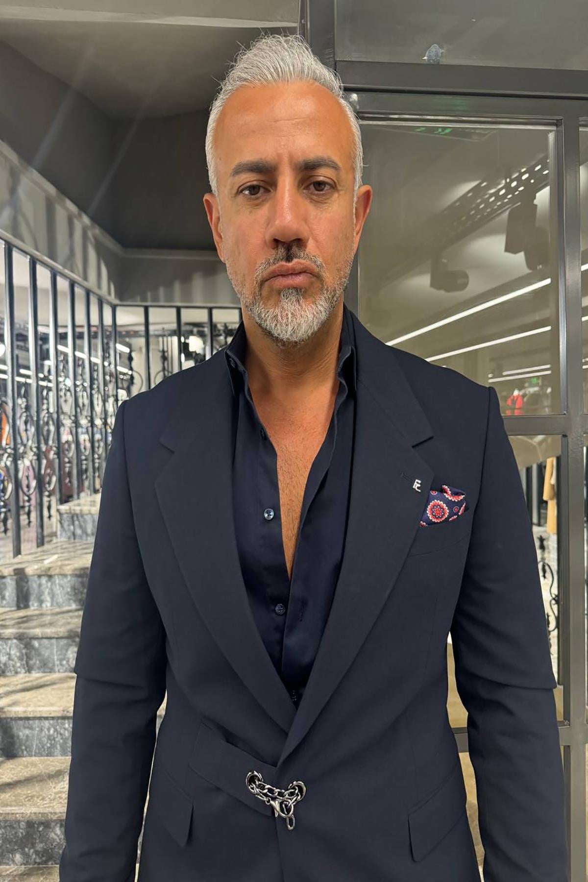KUŞGÖZÜ ZİNCİRLİ TAKIM ELBİSE 