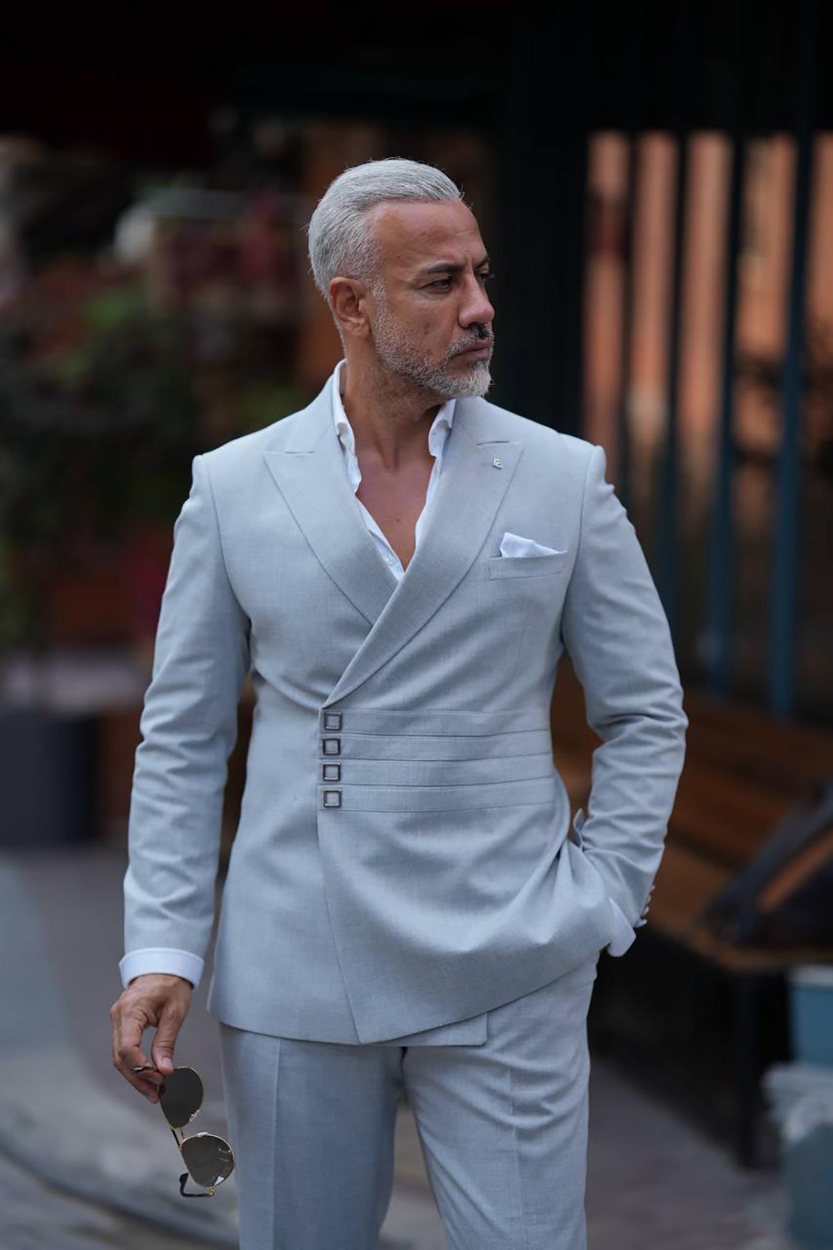 QUADRUPLE SNAP SUIT