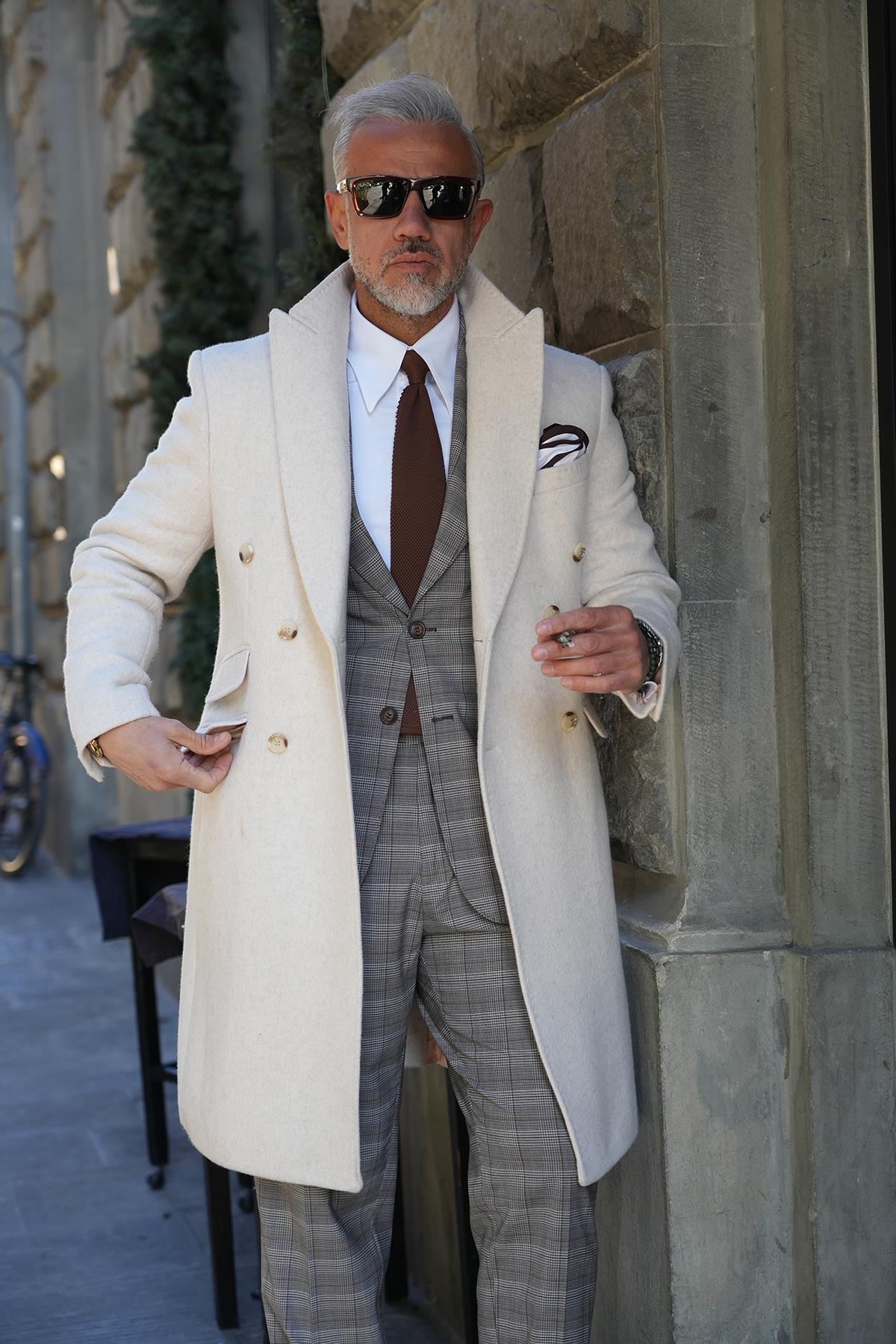 BUTTON VENT WOOL COAT