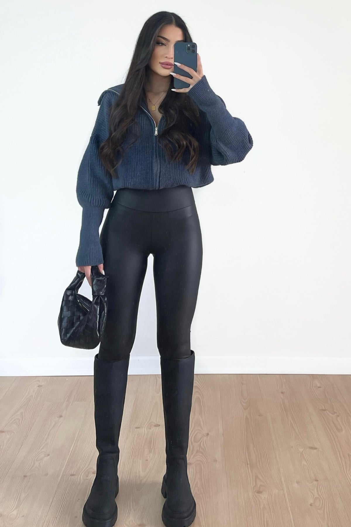 FERMUARLI TRİKO HIRKA