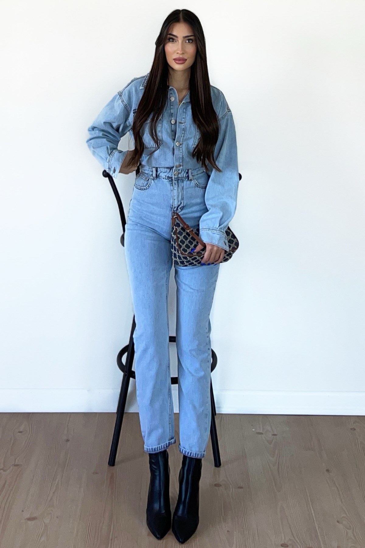 KAR YIKAMA DÜĞMELİ JEAN