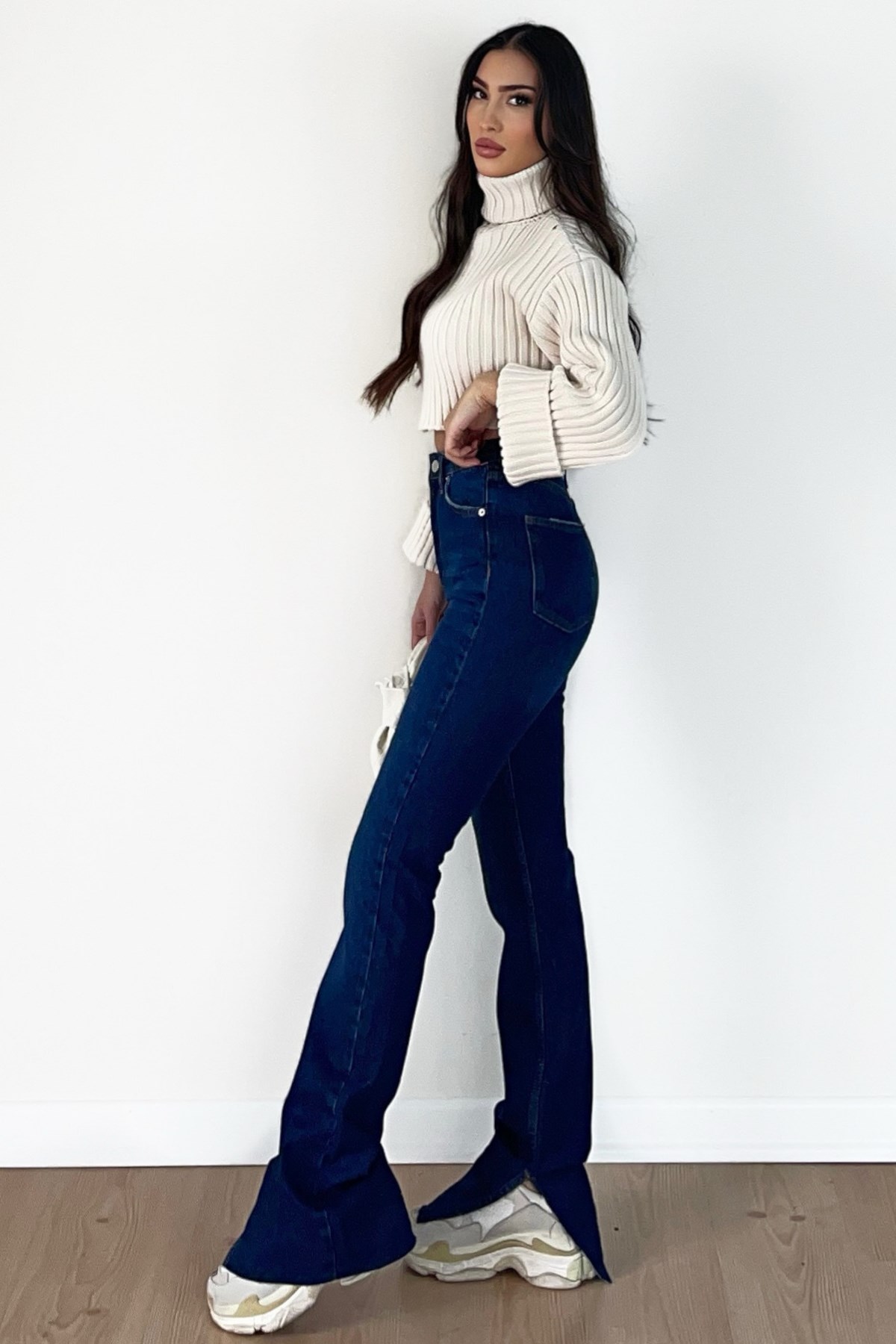 KOYU YIRTMAÇLI LİKRASIZ JEAN