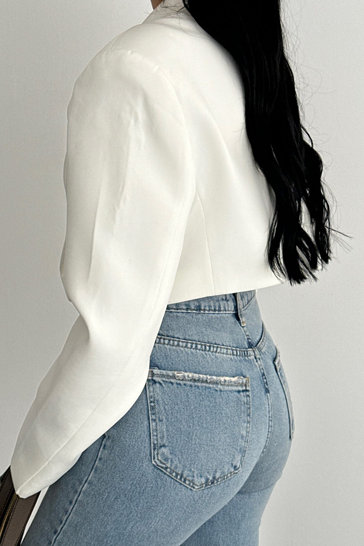 PREMİUM DİZİ YIRTIK JENİA JEAN