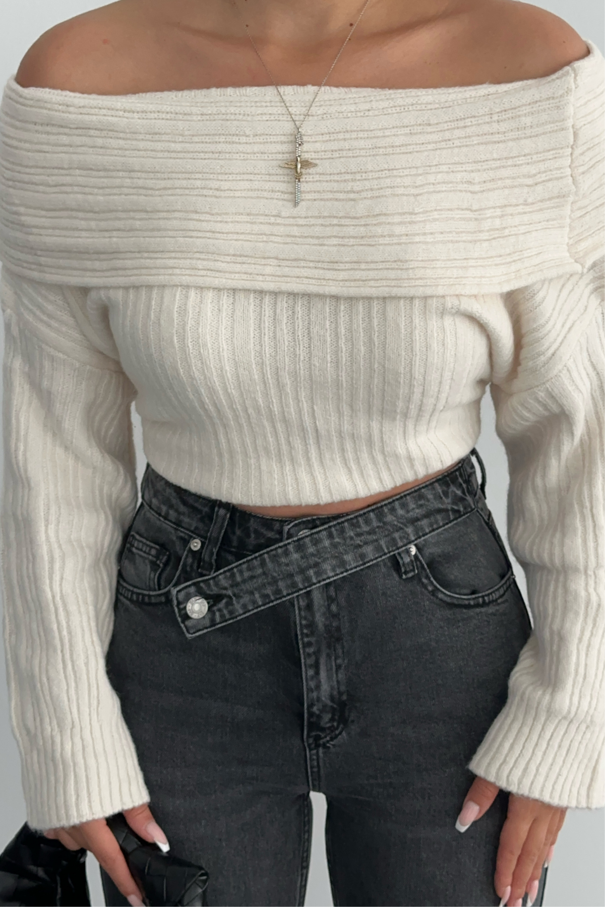 PREMİUM KEMERLİ YIRTMAÇLI FÜME JEAN