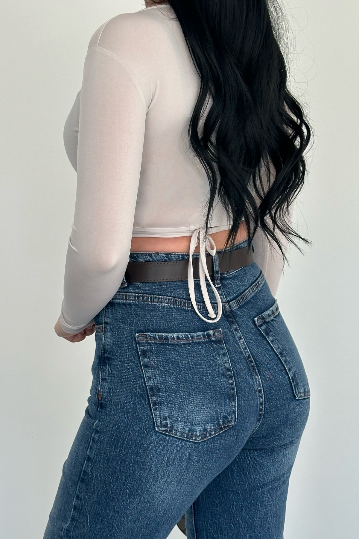 PREMİUM YÜKSEK BEL KEMERLİ MİD BLUE JEAN