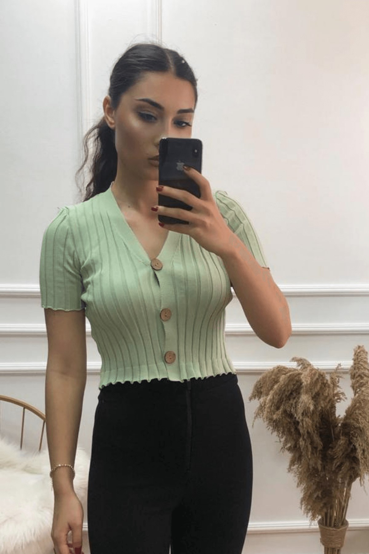 YEŞİL DÜĞMELİ CROP 