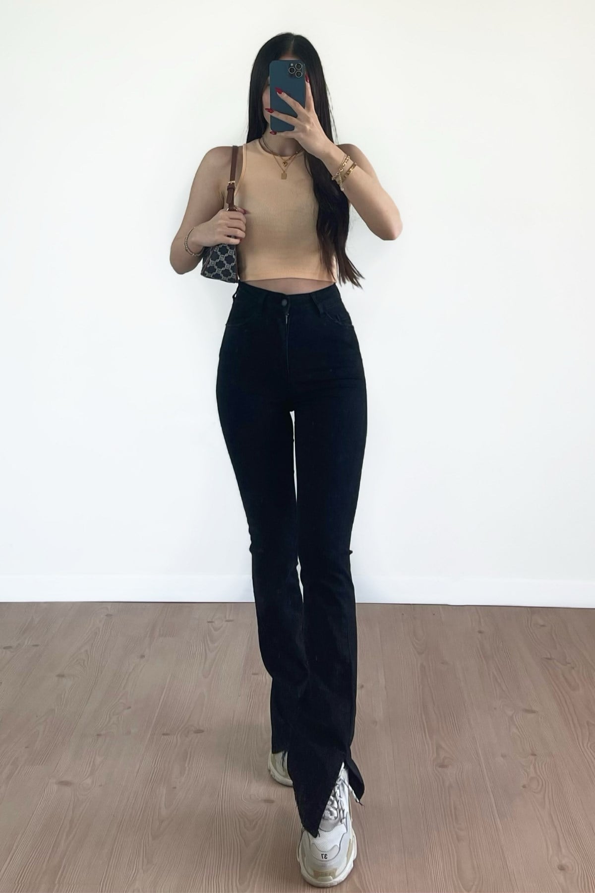 YIRTMAÇLI SİYAH JEAN