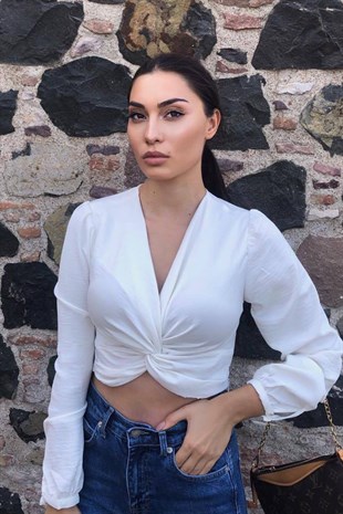 BEYAZ ÖNÜ BAĞLAMALI CROP