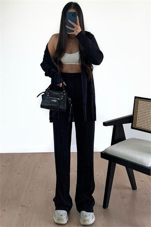 SİYAH PİLİSELİ TAKIM