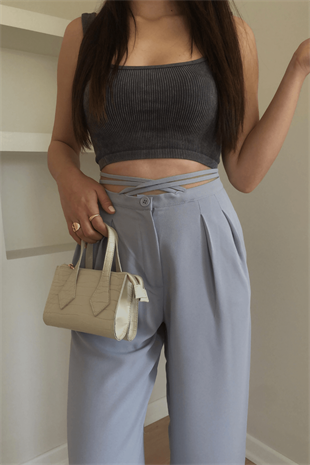 GRİ ÇAPRAZ BAĞLAMALI PANTOLON