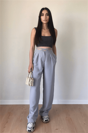GRİ ÇAPRAZ BAĞLAMALI PANTOLON