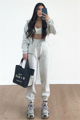 GRİ KAPÜŞONLU ŞARDONLU EŞOFMAN TAKIMI