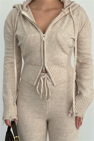 PREMİUM BEJ HIRKALI TRİKO TAKIM