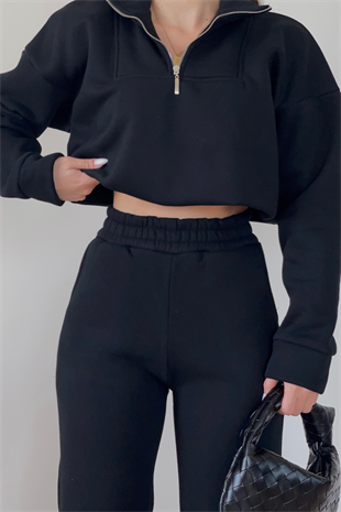 SİYAH YIRTMAÇLI TAKIM