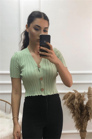 YEŞİL DÜĞMELİ CROP 