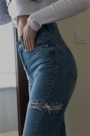 YIRTIK DETAY JEAN 
